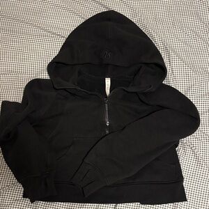 LULULEMON CROPPED SCUBA